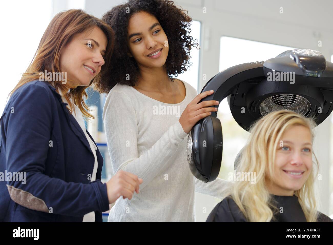 Trainee hairdresser hires stock photography and images Alamy