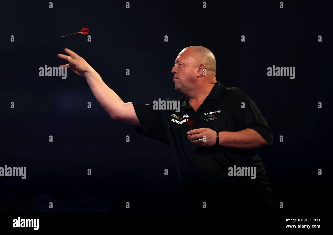 Mervyn King in action during day five of the William Hill World Darts