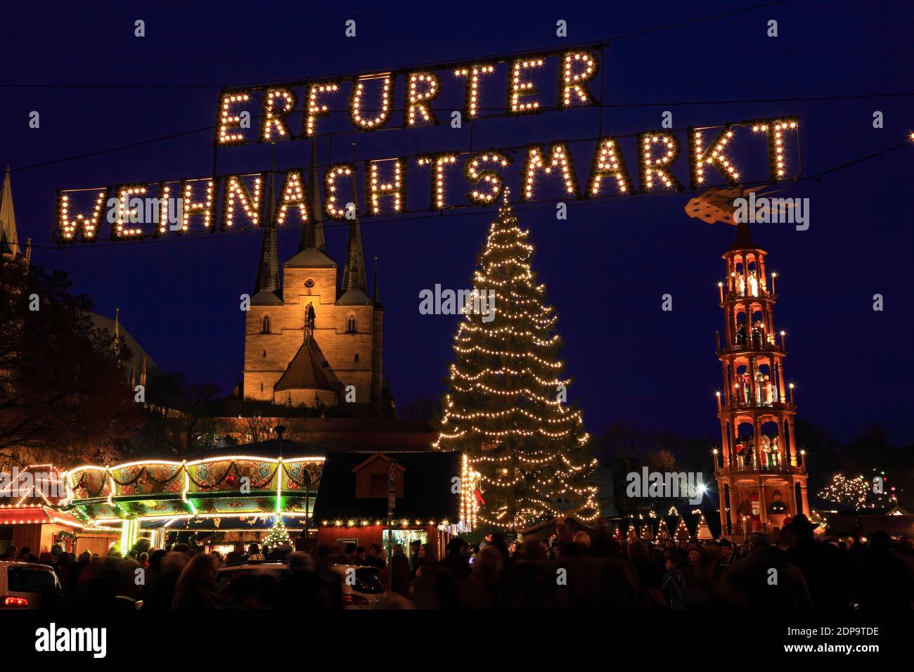 Christmas market, Erfurt, Thuringia, Germany  /  Weihnachtsmarkt, Erfurt, Thüringen, Deutschland Stock Photo