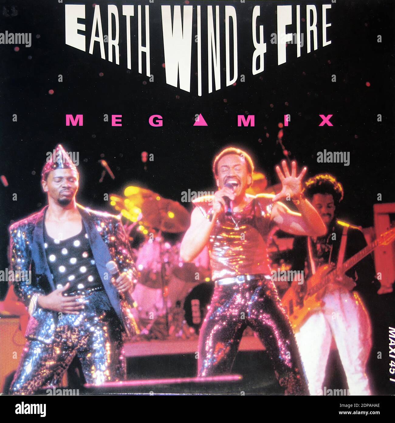 MEGA Earth Wind & Fire MIX - YouTube