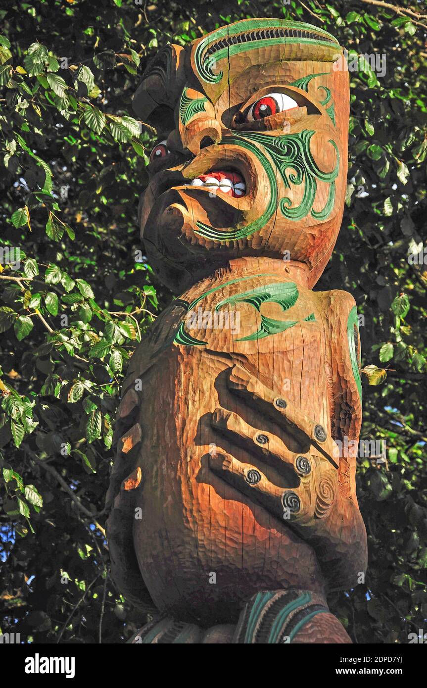 Maori carving, Leith Place, Tokoroa, Waikato Region, North Island, New Zealand Stock Photo
