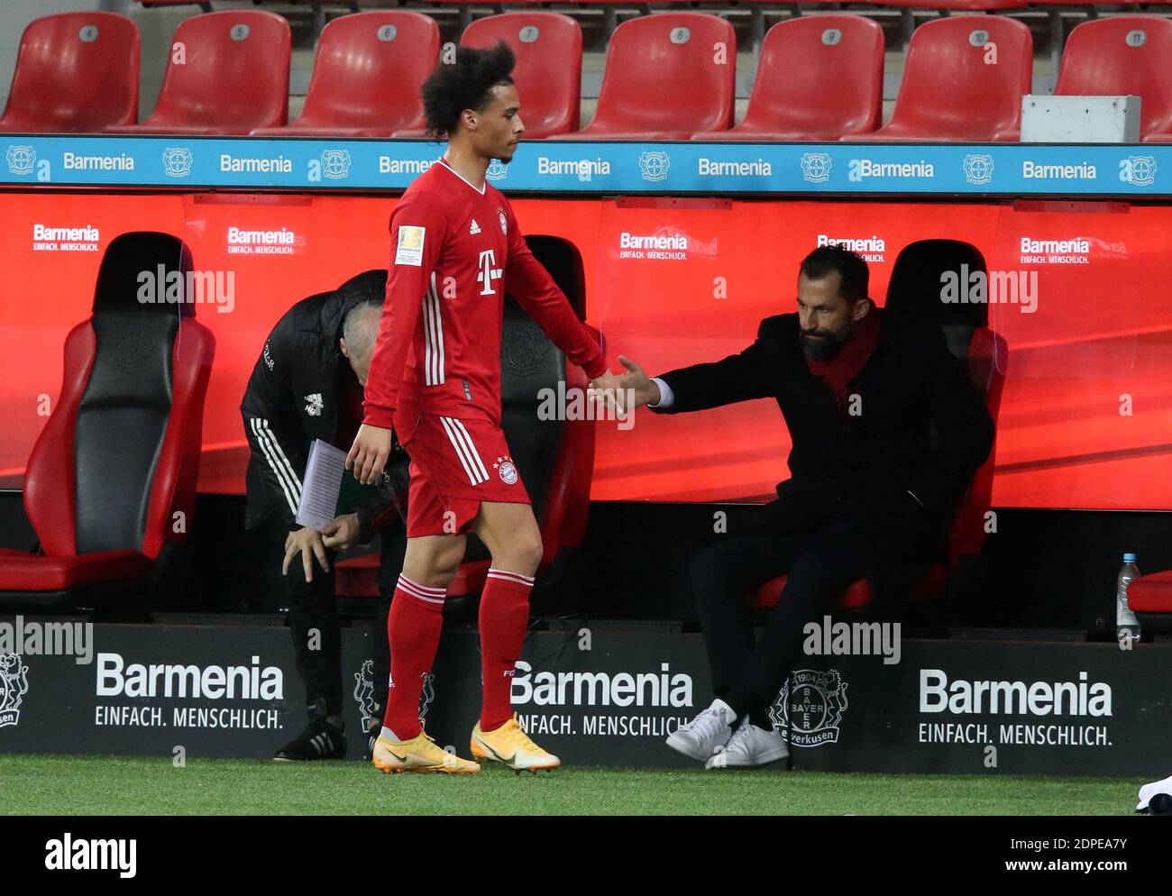 Leroy Sane FC Bayern MŸnchen Sportdirektor Hasan Salihamidzic FC Bayern MŸnchen Leverkusen 19.12.2020 in BayArena Bayer Leverkusen vs FC Bayern Muenchen Munich Football Bundesliga Fussball 1. Bundesliga Saison 2020 / 2021 © diebilderwelt / Alamy Live News Stock Photo