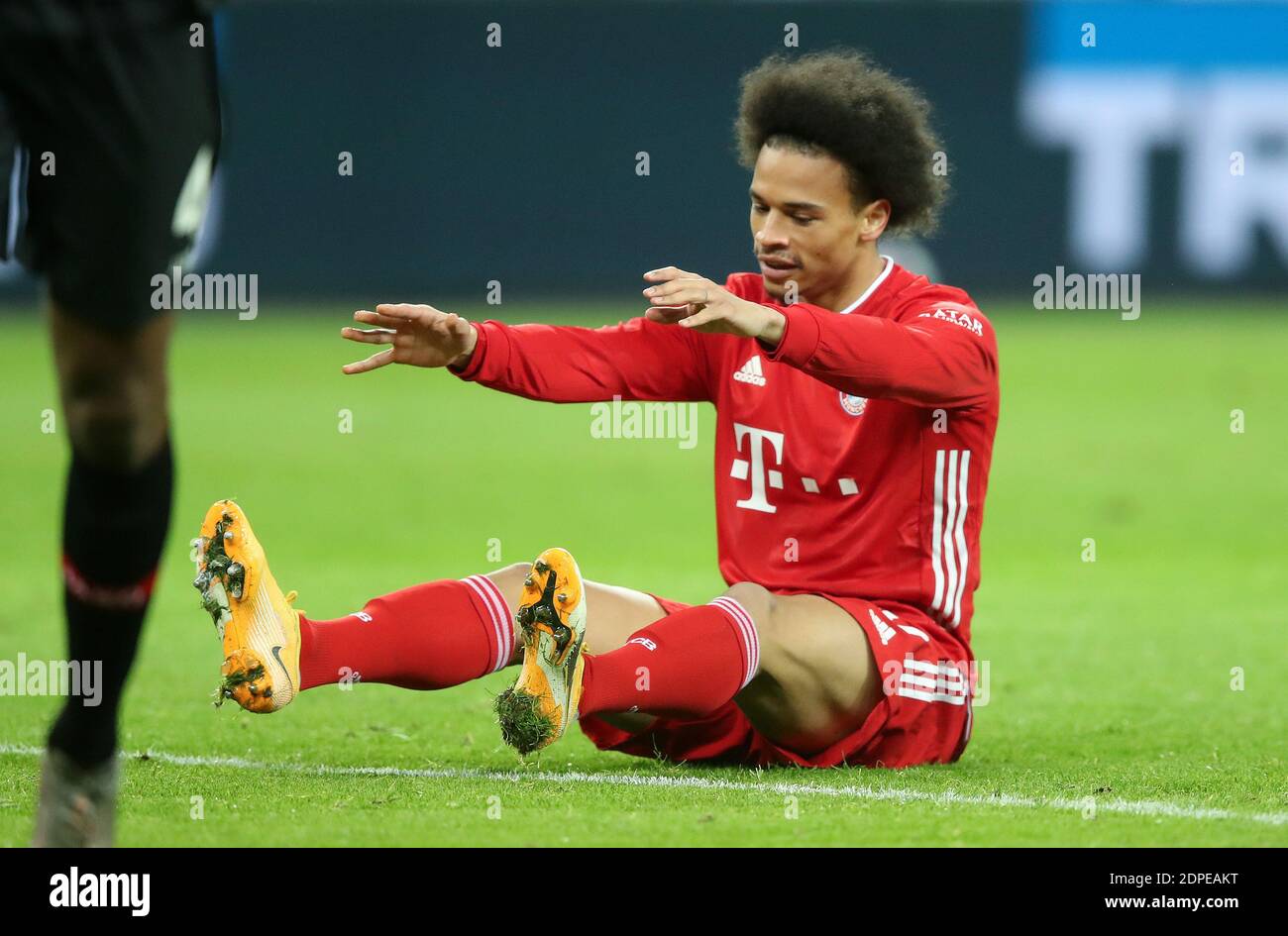 Leroy Sane FC Bayern MŸnchen Leverkusen 19.12.2020 in BayArena Bayer Leverkusen vs FC Bayern Muenchen Munich Football Bundesliga Fussball 1. Bundesliga Saison 2020 / 2021 © diebilderwelt / Alamy Live News Stock Photo