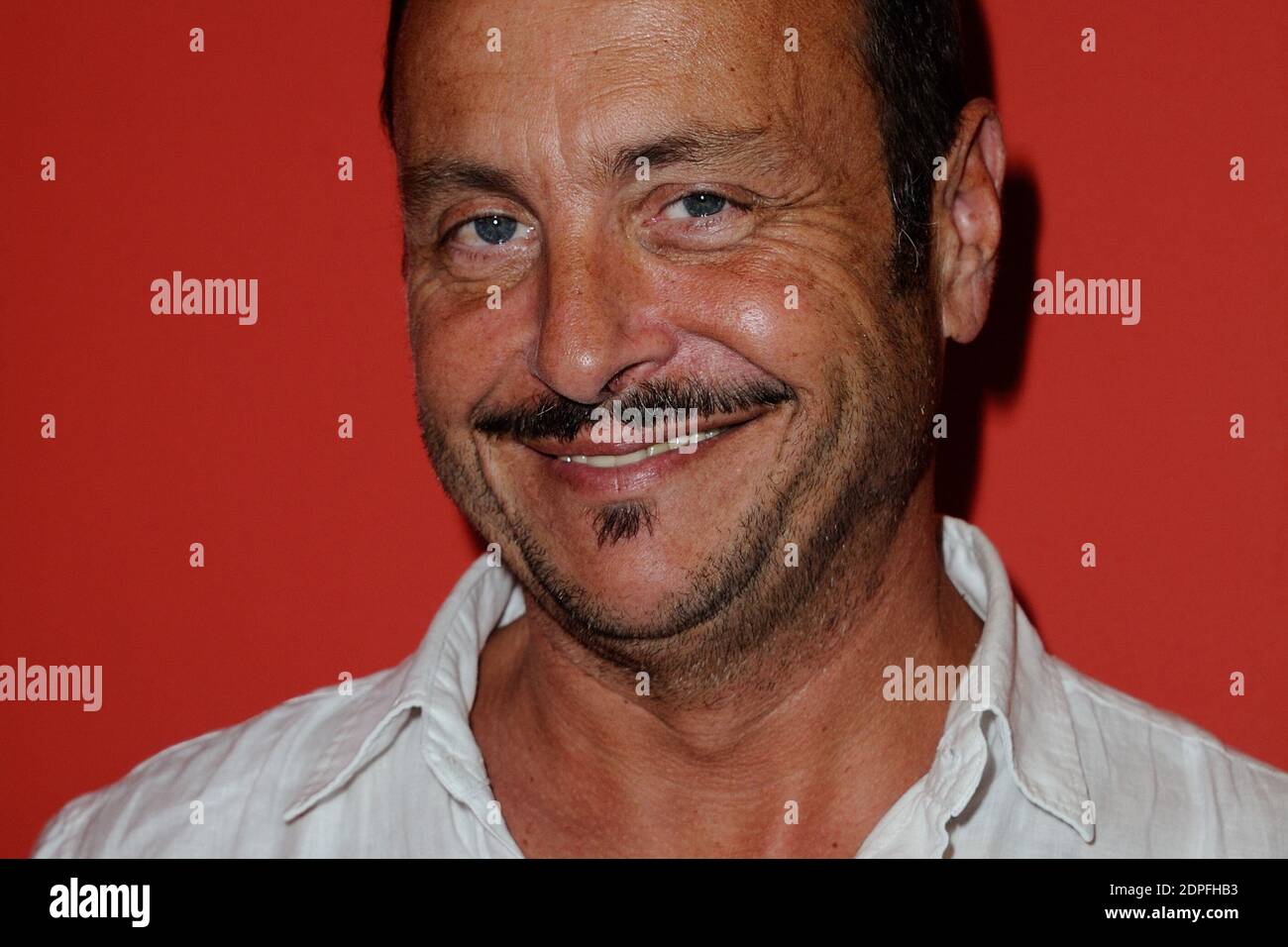 Exclusive JeanVincent Ferniot assiste a la conference de presse de