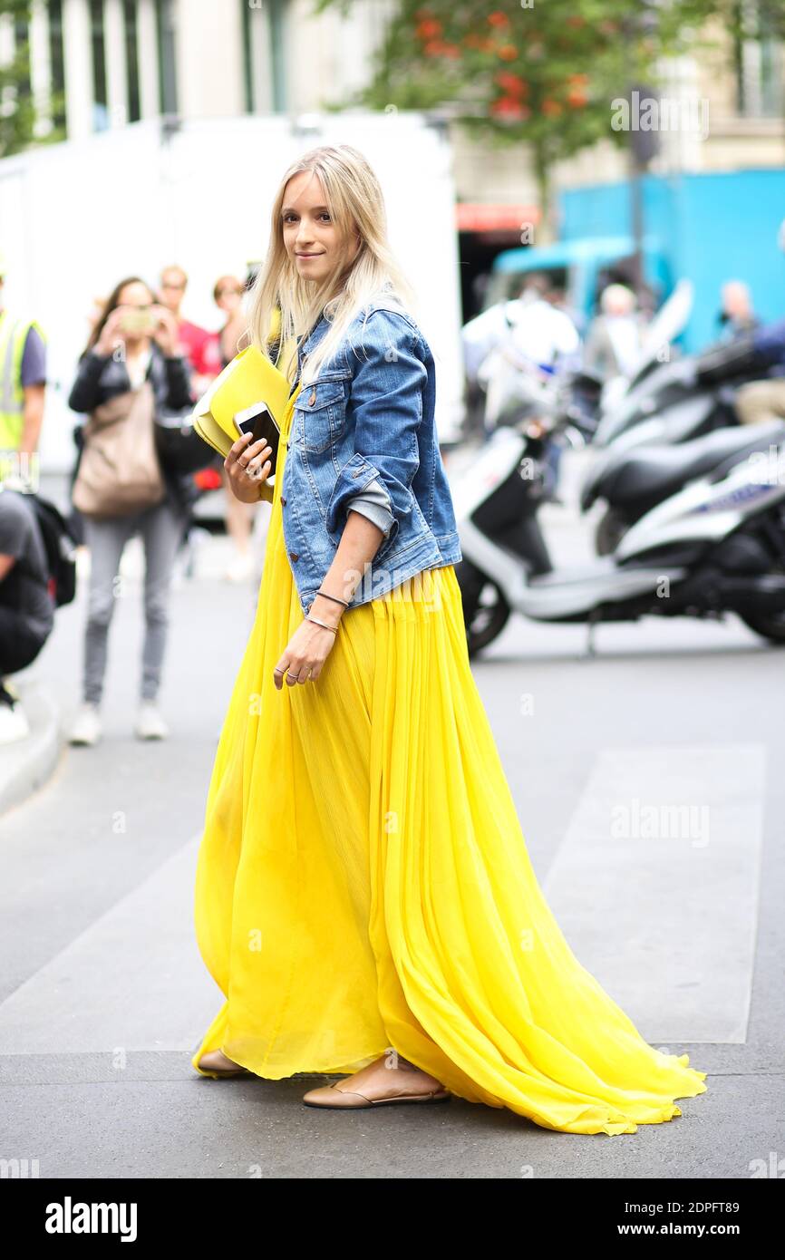 Street style, Charlotte The Fashion Guitar arriving at Elie Saab  Fall-Winter 2015-2016 Haute Couture show held at Pavillon Cambon, in Paris,  France, on July 8th, 2015. SHe is wearing Chloe dress. Photo