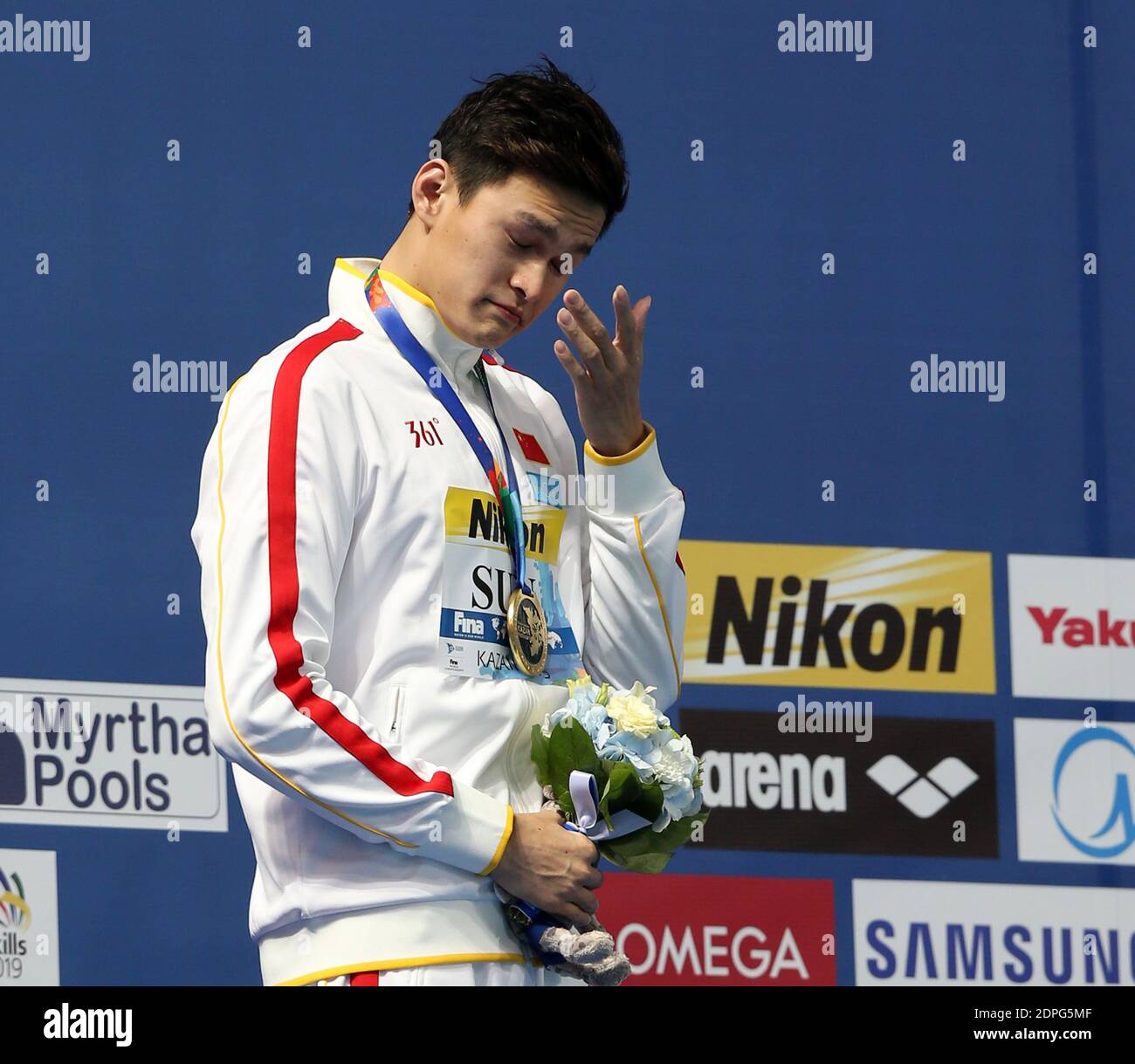 Sun Yang cries during 16th FINA World Championships in Kazan, Russia, on  August 02, 2015. Photo by Giuliano Bevilacqua/ABACAPRESS.COM Stock Photo -  Alamy