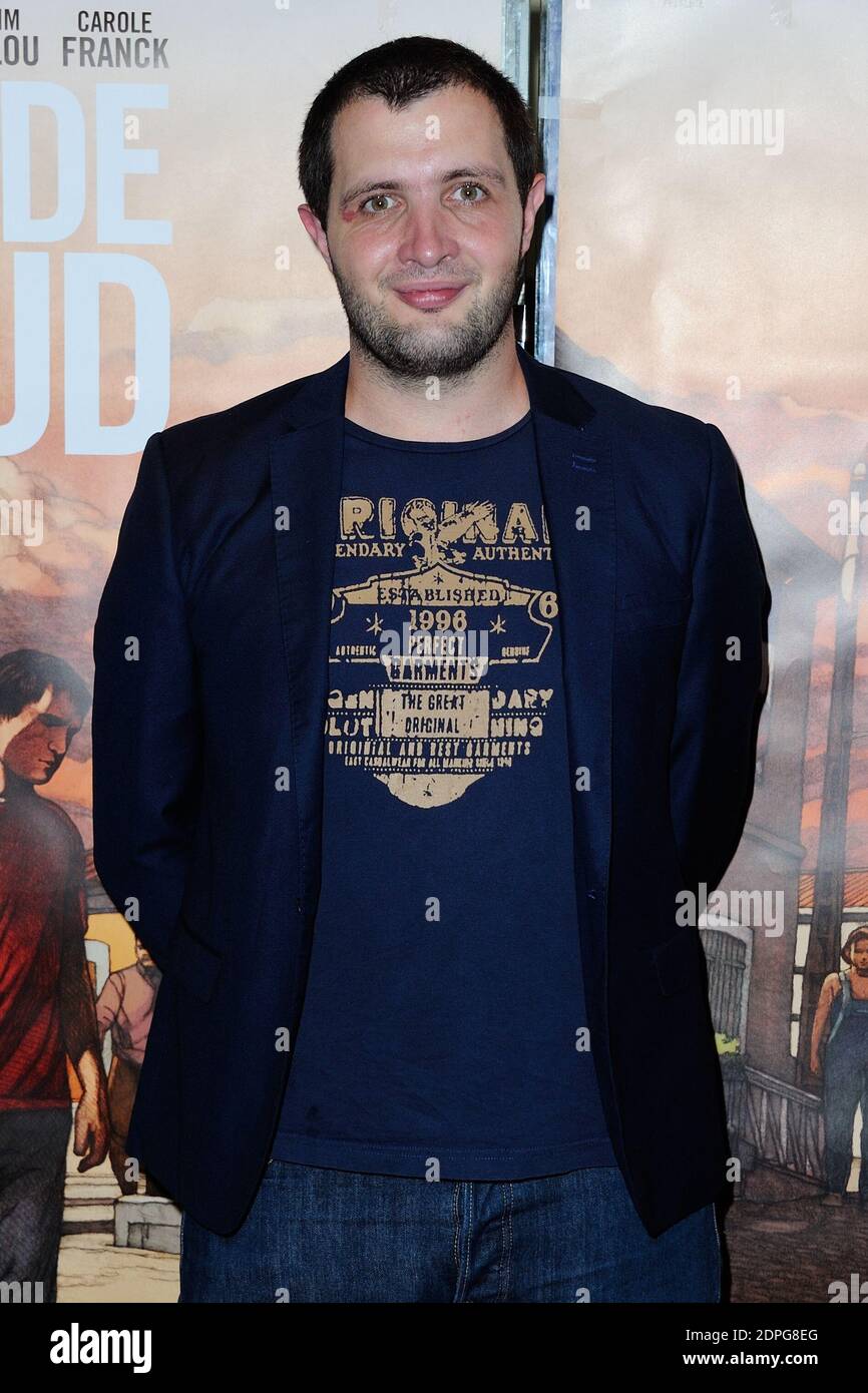 Karim Leklou assiste a la premiere de Coup de Chaud a l’UGC Cine Cite ...