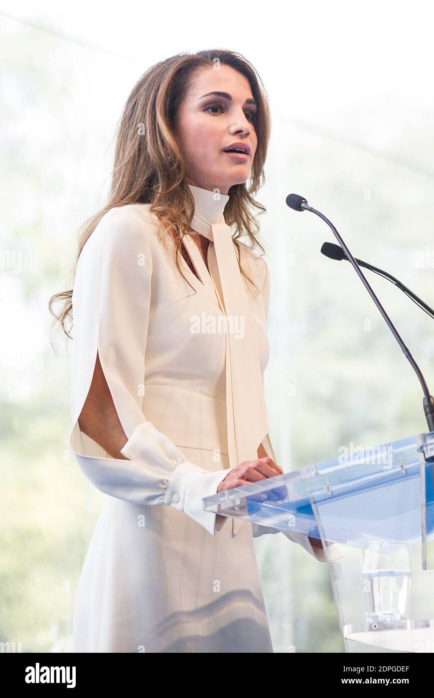 Jordan's Queen Rania Al Abdullah delivers a speech at the Summer University  of France's largest union of employers Medef, held at the HEC campus in  Jouy-en-Josas near Paris, France, on August 26,