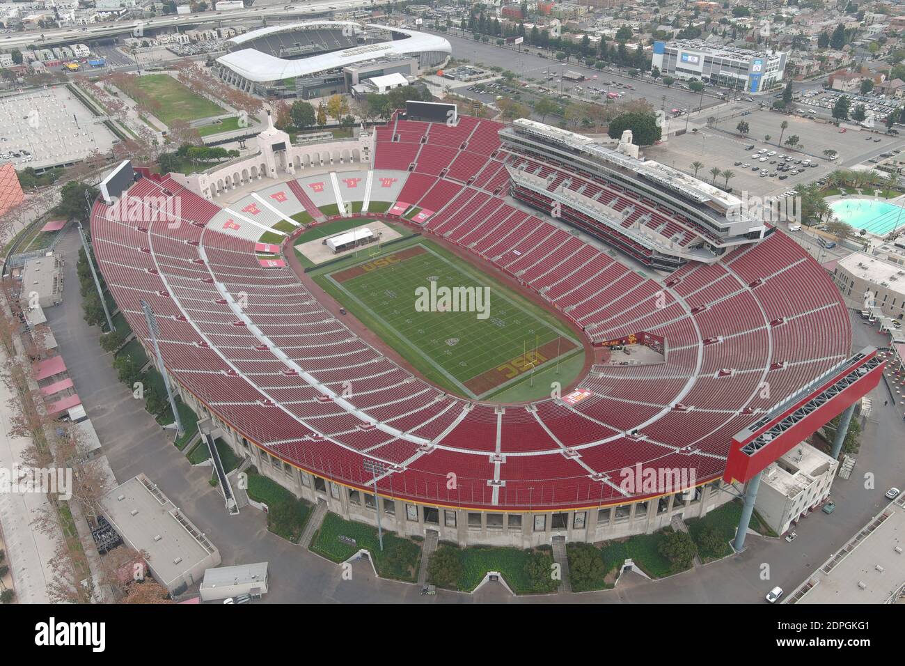 A general view of the Los Angeles Memorial Coliseum and Banc of California Stadium, Monday, Dec. 7, 2020, in Los Angeles. Stock Photo