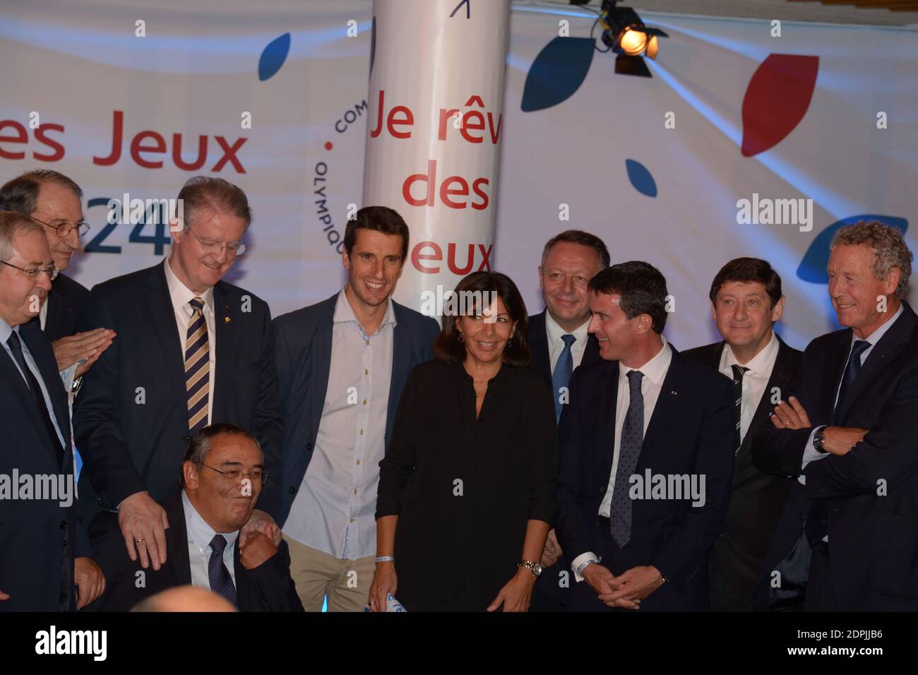 Anne Hidalgo and Prime Minister Manuel Valls attending the 'Je Reve Des