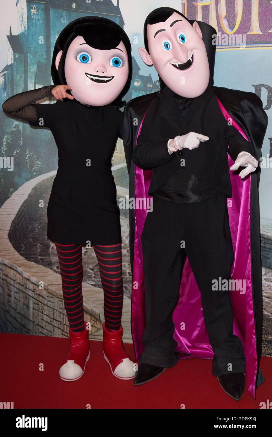 MAVIS, DRACULA - PREMIERE DU FILM 'HOTEL TRANSYLVANIE 2' AU GAUMONT  MARIGNAN CHAMPS ELYSEES Photo by Nasser Berzane/ABACAPRESS.COM Stock Photo  - Alamy, image size:866x1390