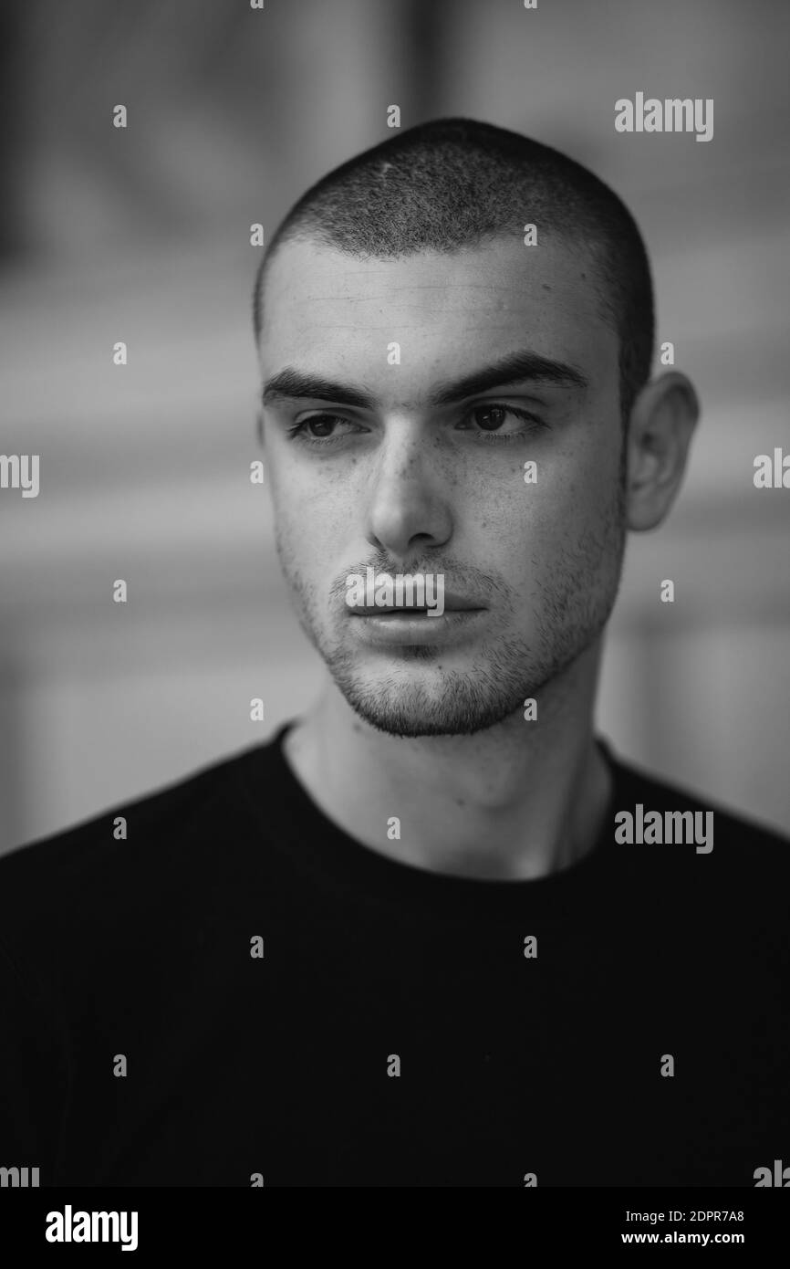 Male fashion model close up hi-res stock photography and images - Alamy