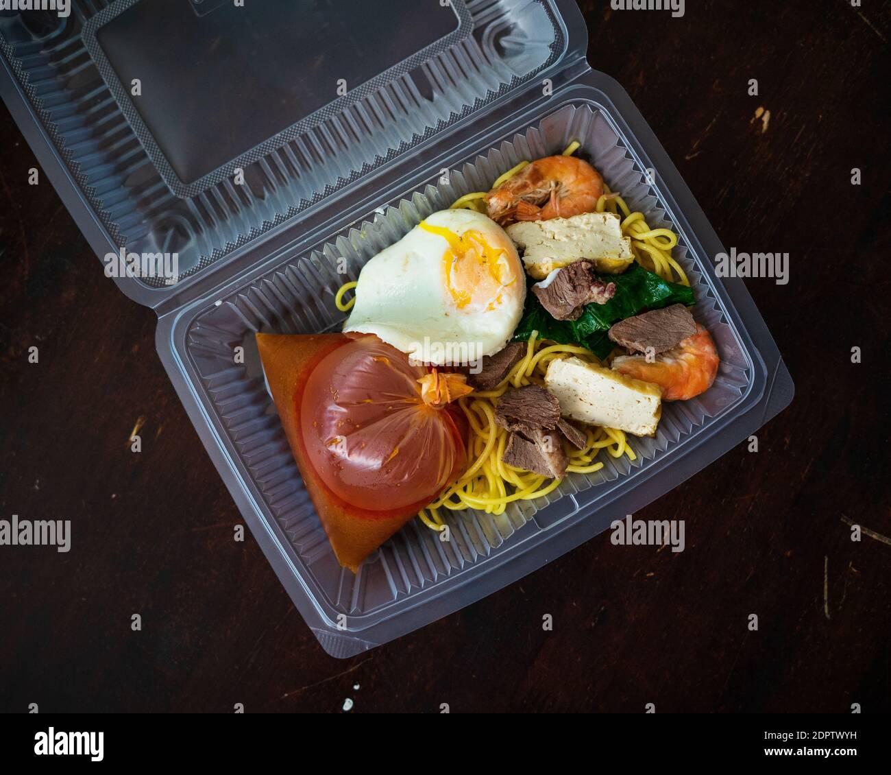 Mee Bandung Muar In A Take Out Box, A Malaysia Delicacy Noodle Originated  From Muar, Malaysia Stock Photo - Alamy