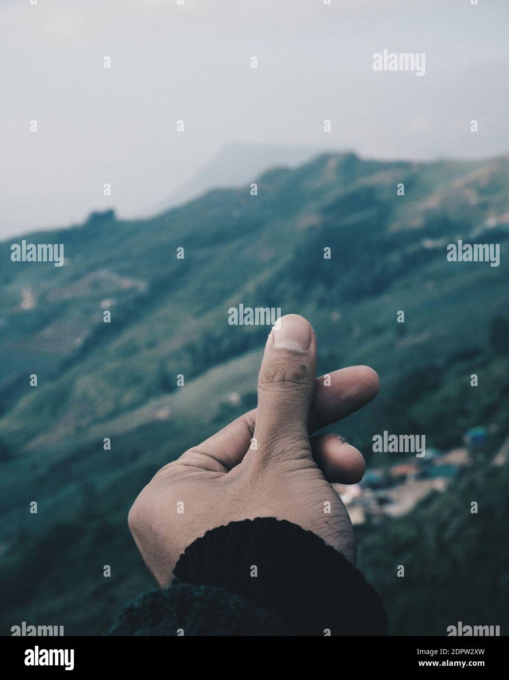 Snapping finger hires stock photography and images Alamy