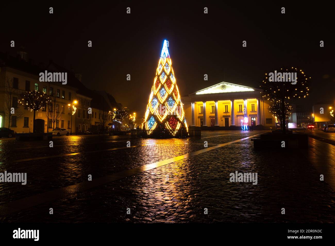 Vilnius Town Hall, Lithuania, Vilnius rotuse with Christmas tree and decorations, night Stock Photo