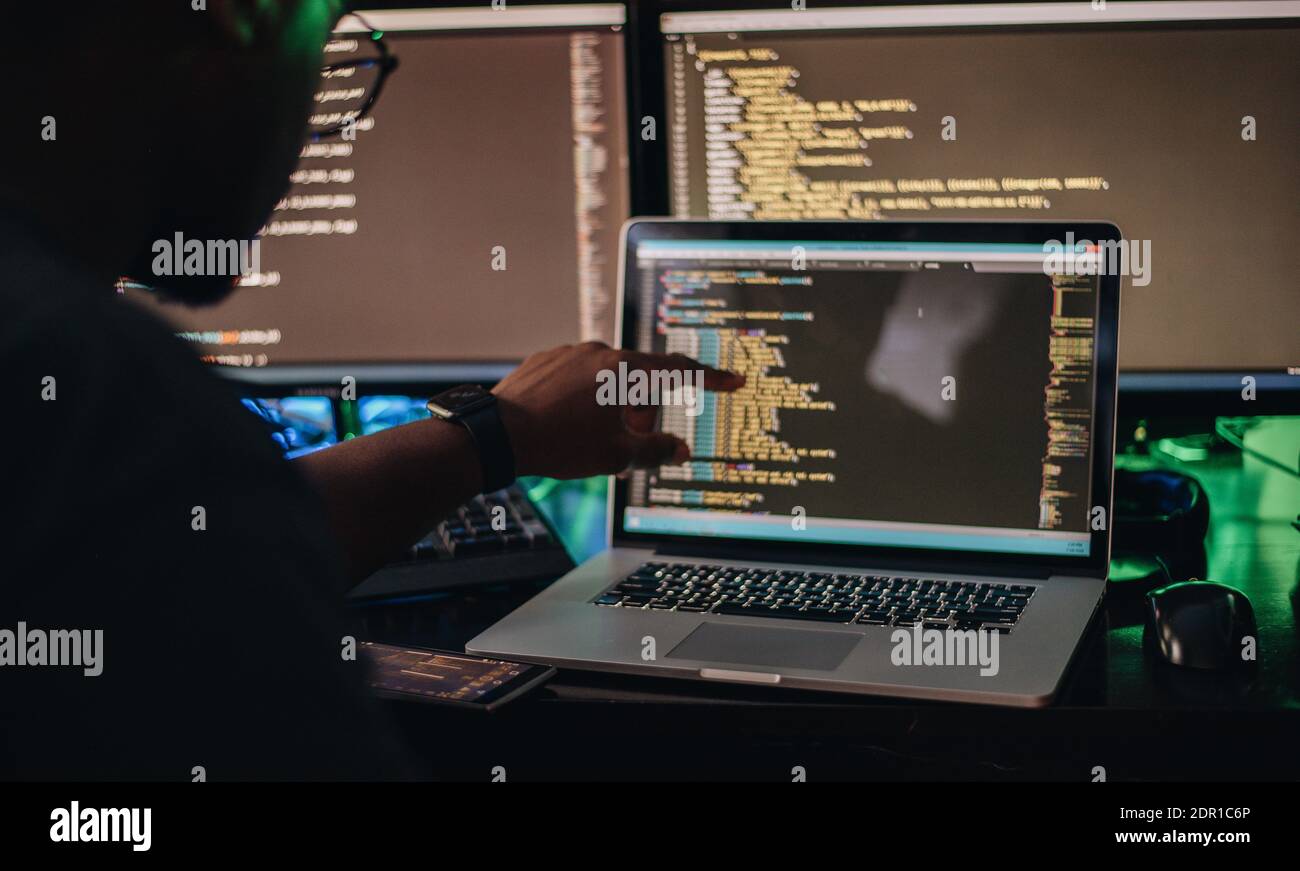 Diversity coding hi-res stock photography and images - Alamy