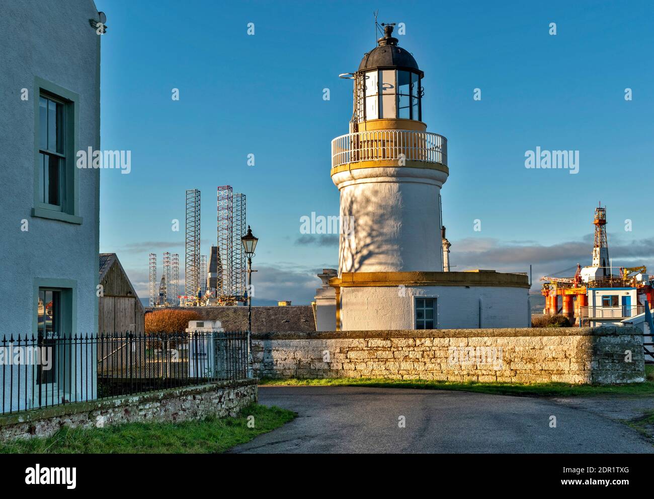 CROMARTY BLACK ISLE PENINSULAR SCOTLAND THE LIGHTHOUSE IN GEORGE STREET ...