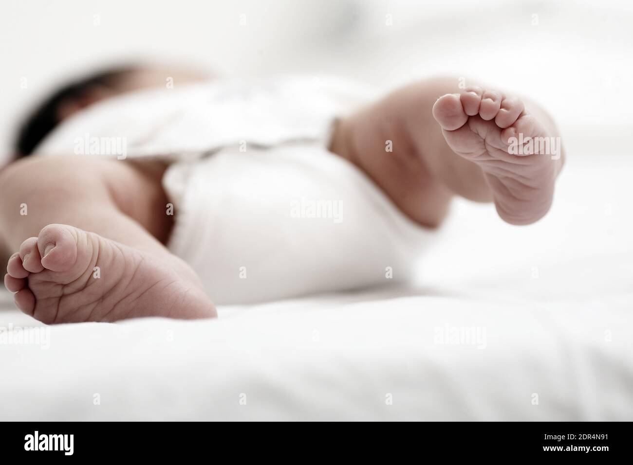 Feet of newborn.Newborn baby feet Stock Photo Alamy