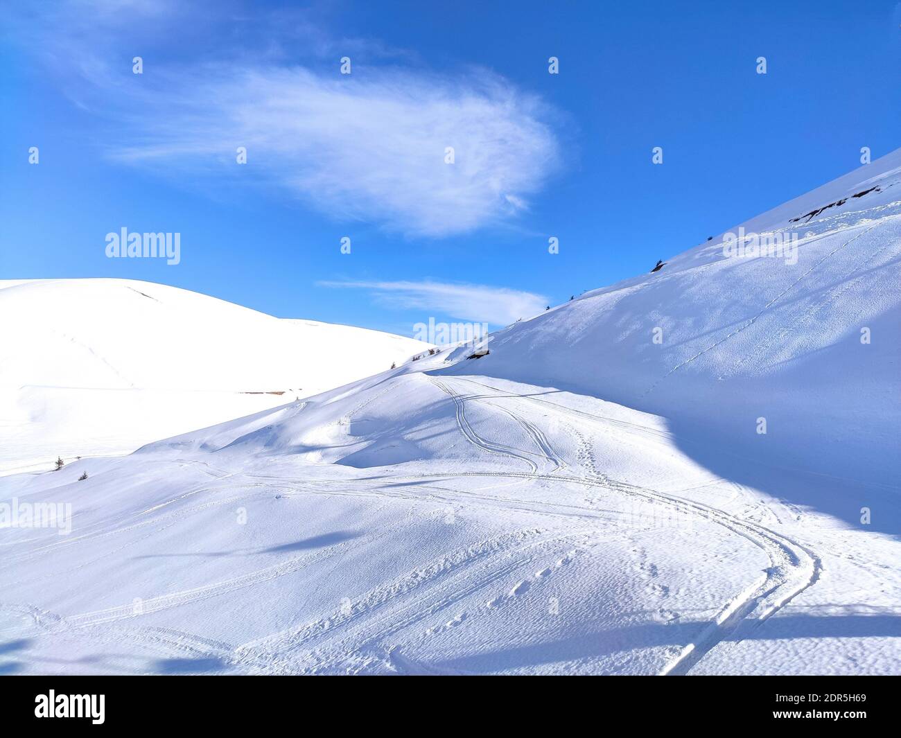 Hill station ski resort hi-res stock photography and images - Alamy