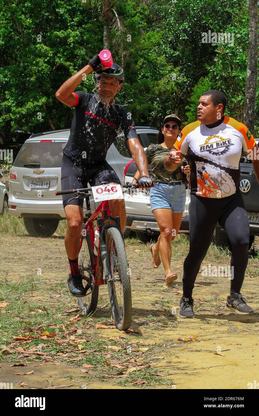Paudalho, Brazil. 20th Dec, 2020. It happened this Sunday (20), the VII Desgarrado MTC XCM, a cycling event that takes place on a trail through the forest, which starts at Hotel Meteora, which is located at KM 17 of Aldeia, in Paudalho, PE. Credit: Marcelino Luis/FotoArena/Alamy Live News Stock Photo