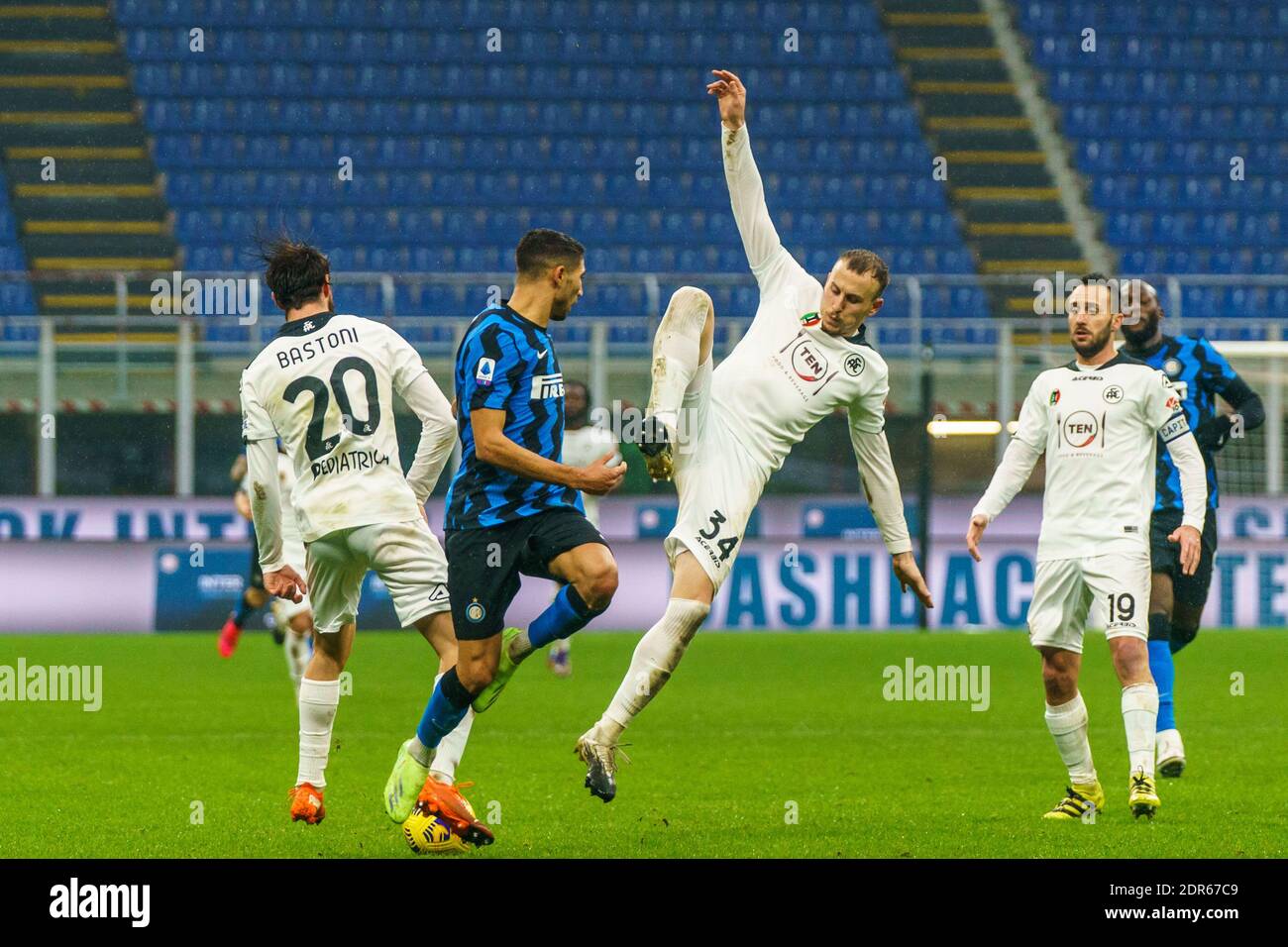 Milan Italy 20th Dec 2020 Ardian Ismajli Of Spezia During Fc Internazionale Vs Spezia Calcio Italian