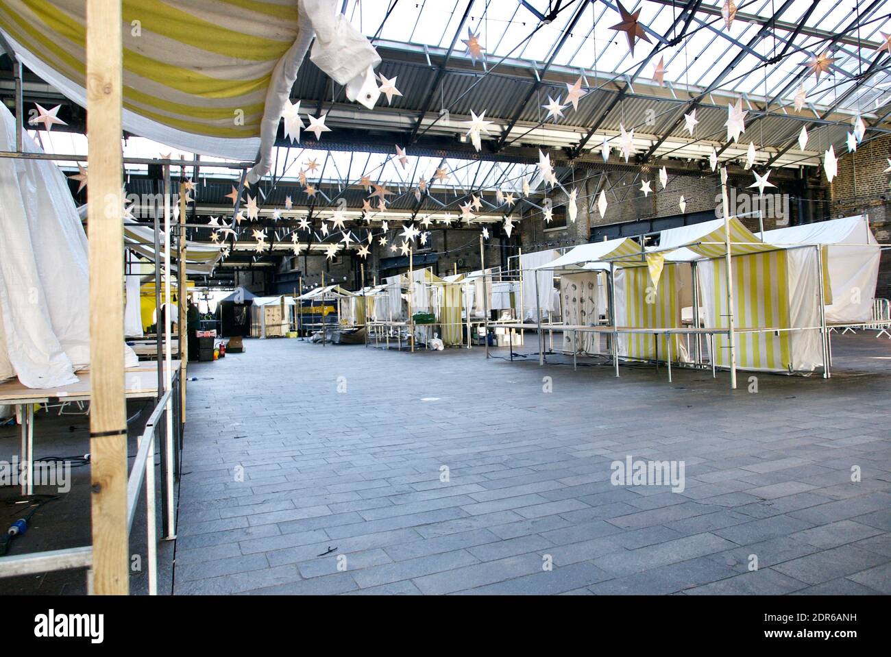 First day of Tier 4 covid19 restrictions in London closed this food market. Retail and non-essential businesses closed. Canopy Market, Coal Drops Yard Stock Photo