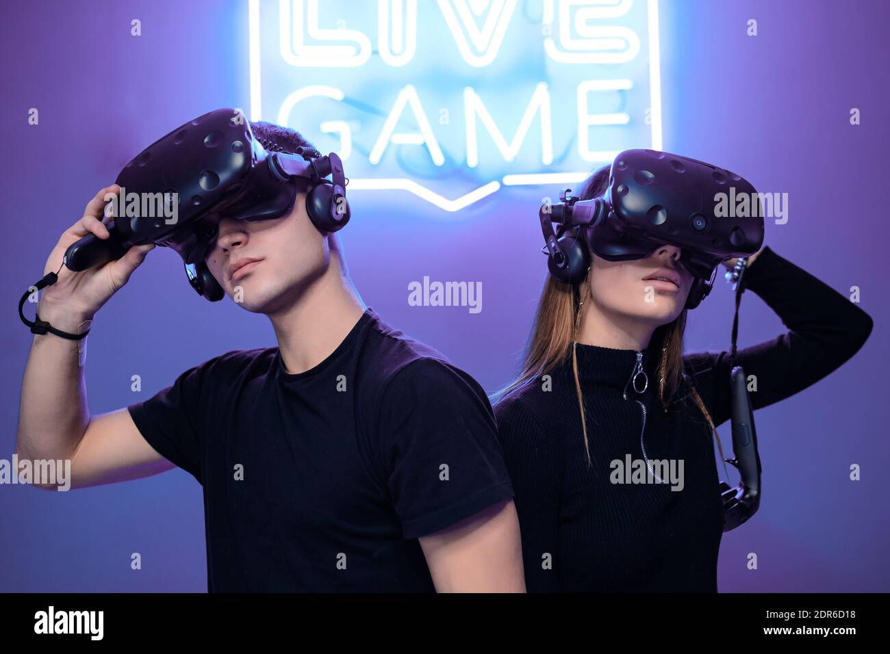 Vr play виртуальная реальность играть в новосибирске. Vr виртуальная реальность. Индустрия компьютерных игр. Vr play виртуальная реальность играть в новосибирске. Virtual reality vr oculus.