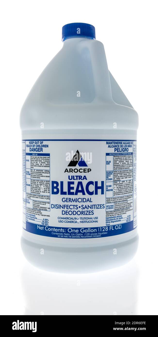 https://c8.alamy.com/comp/2DR6EFE/winneconne-wi-17-december-2020-a-package-of-arocep-ultra-bleach-on-an-isolated-background-2DR6EFE.jpg