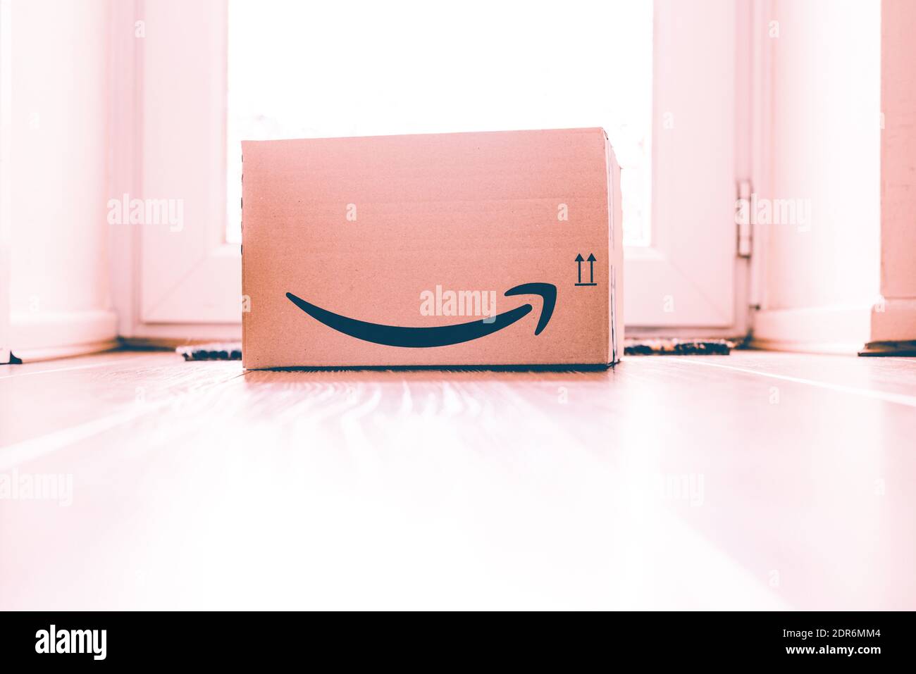 Amazon prime delivery package box Stock Photo Alamy