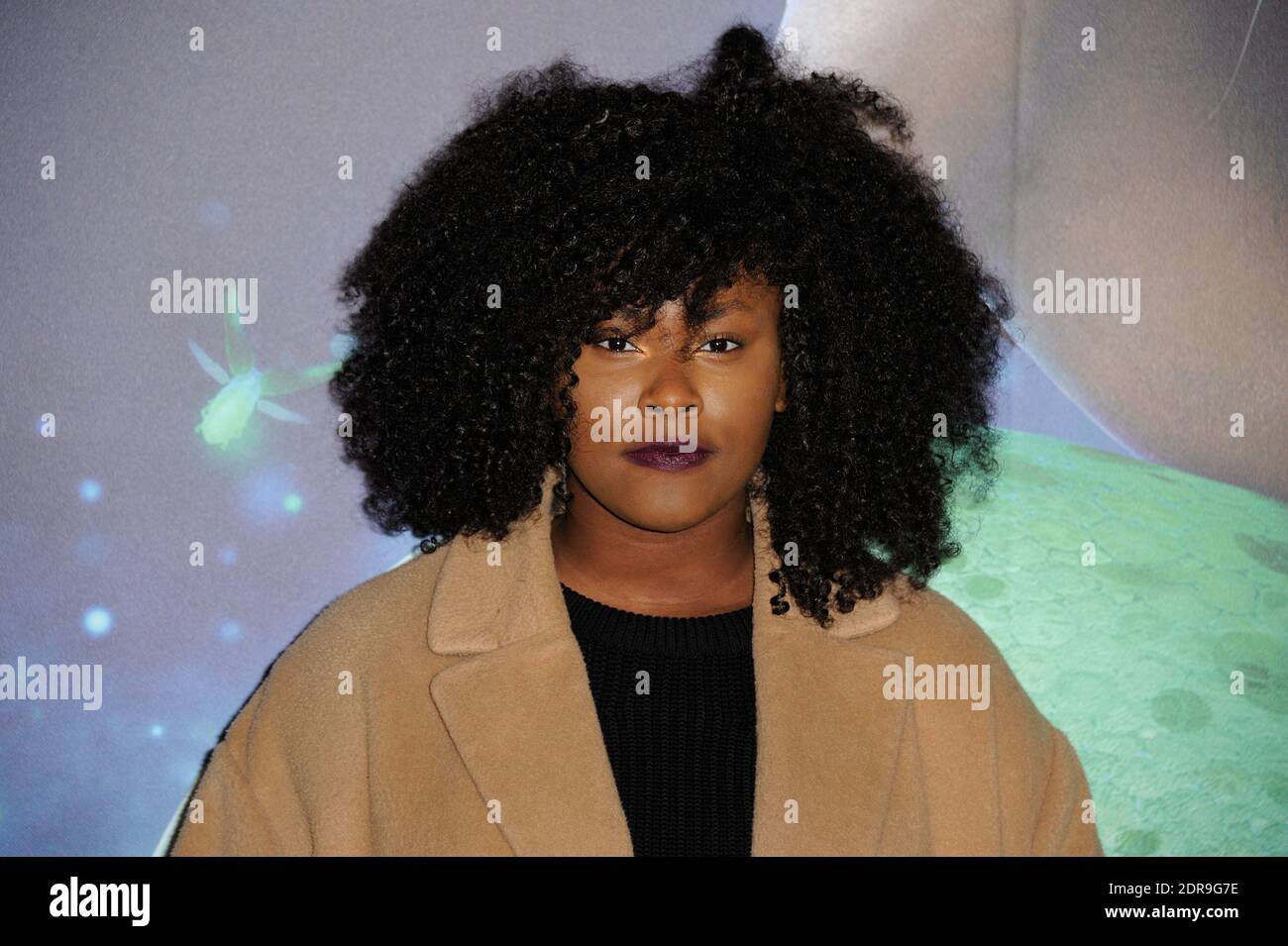 Yseult A La Premiere De Le Voyage D Arlo Au Grand Rex A Paris France Le 1o Novembre 2015 Photo By Alban Wyters Abacapress Com Stock Photo Alamy