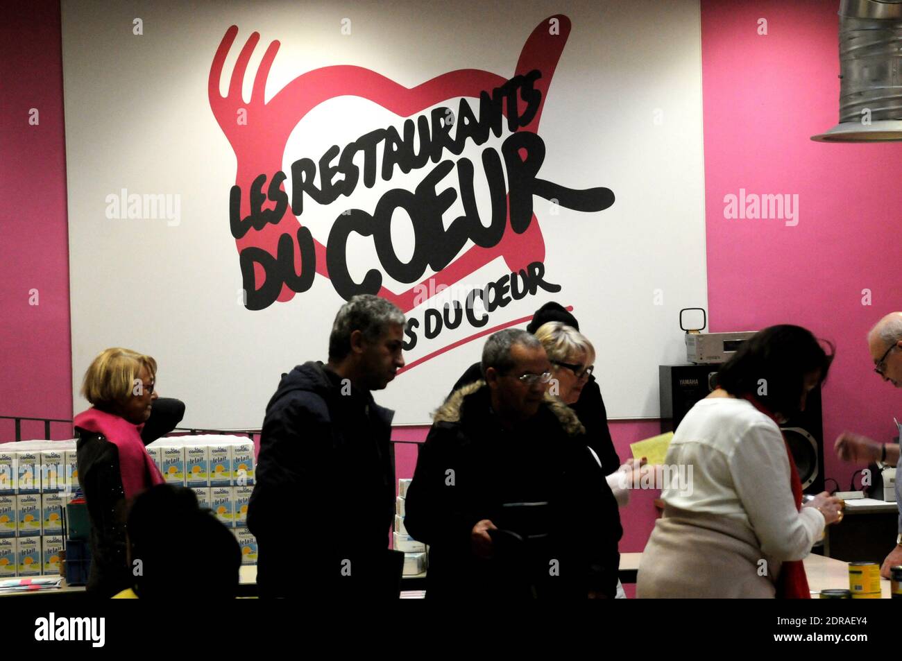 'Les Restos du Coeur' charity starting the 31th Winter campaign in ...