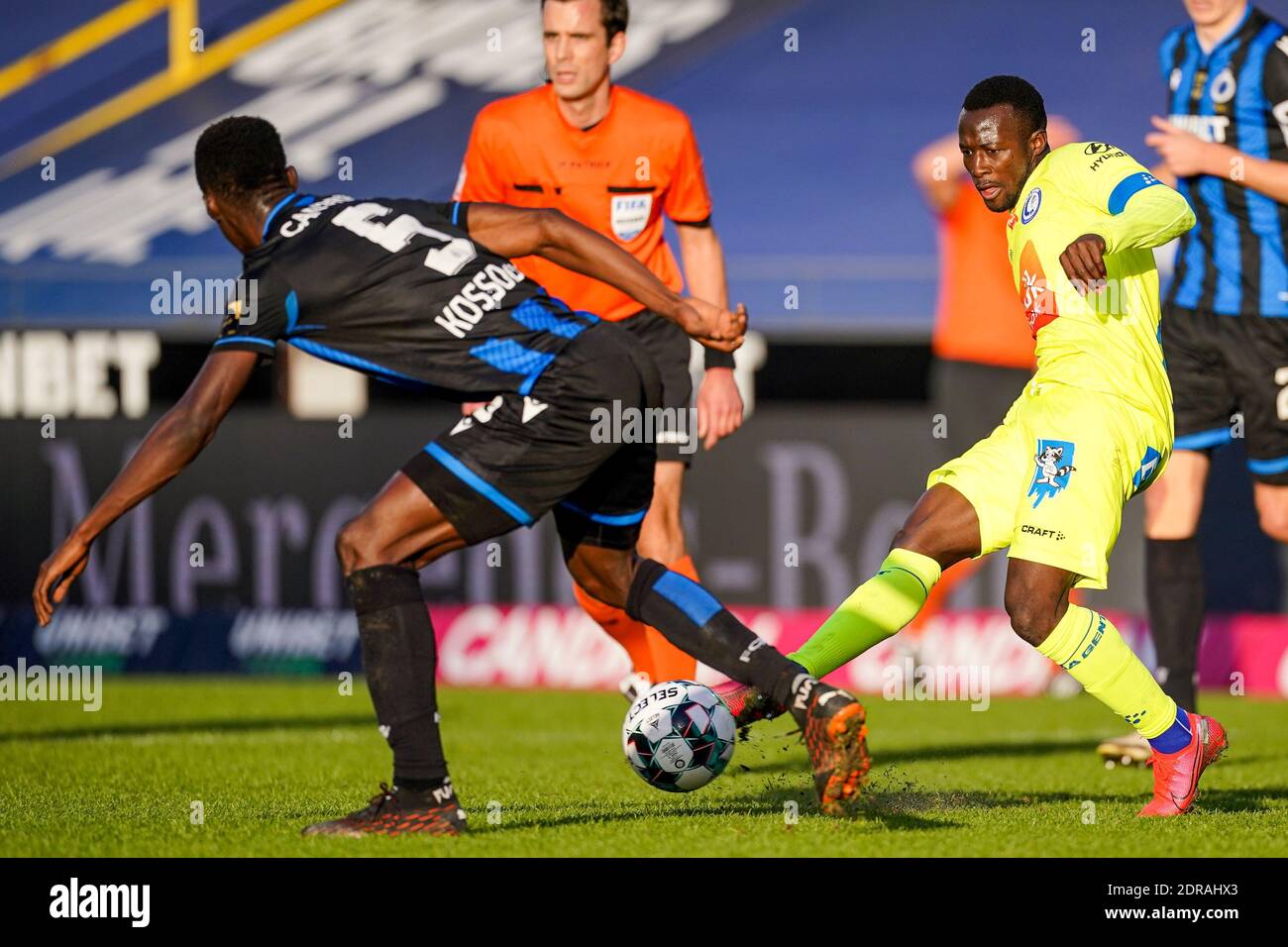 Brugge Belgium December Odilon Kossounou Of Club Brugge Osman Bukari Of Kaa Gent During The Pro League Match Between Club Brugge And Kaa Gent Stock Photo Alamy