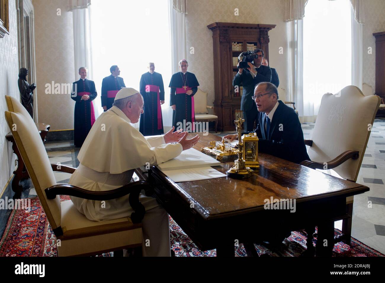 Pope Francis met Philippines President Benigno Aquino III during a private audience at the Vatican on December 4, 2015. Photo by ABACAPRESS.COM Stock Photo