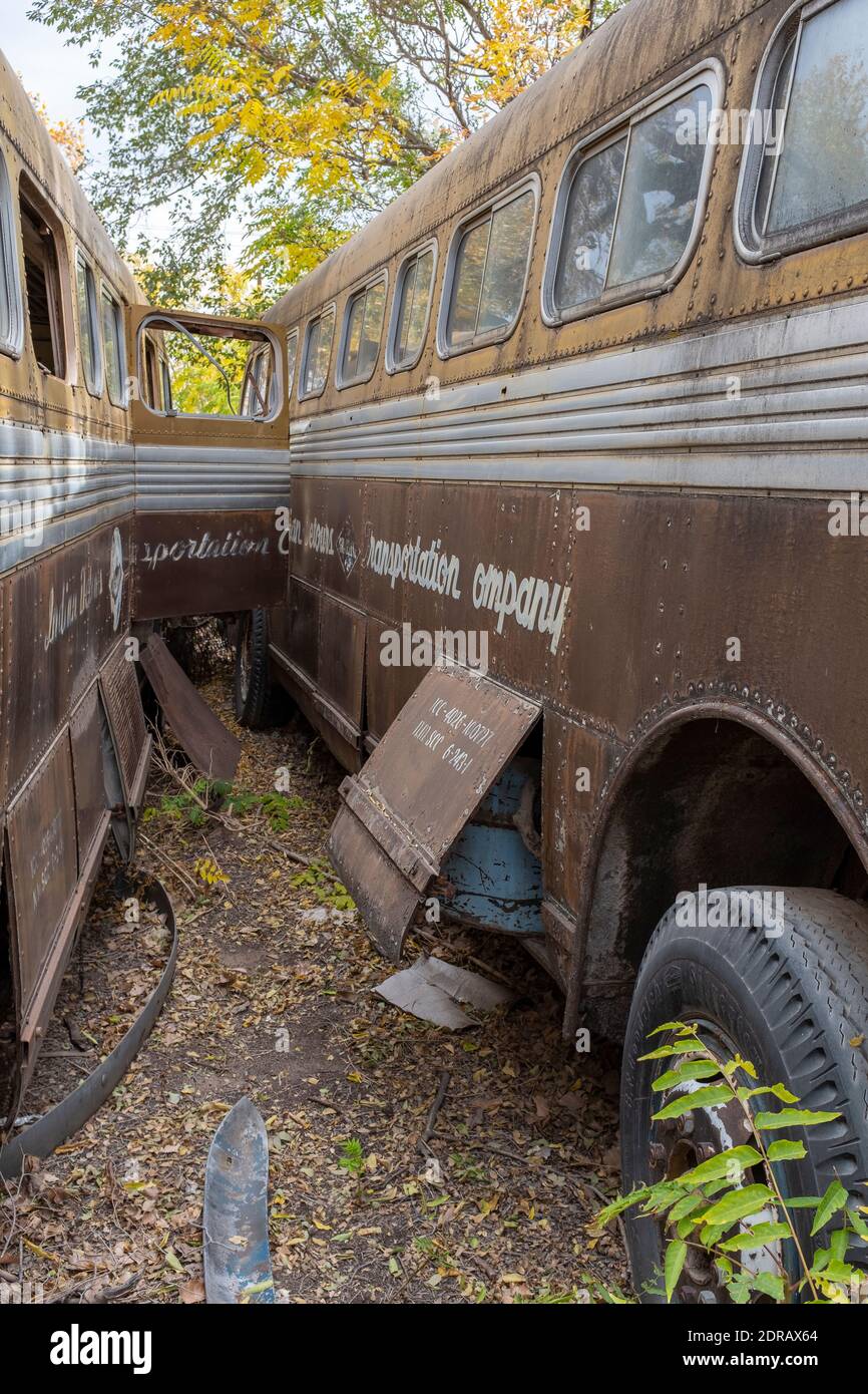 liquidation of an Albuquerque, New Mexico auto junkyard Stock Photo Alamy
