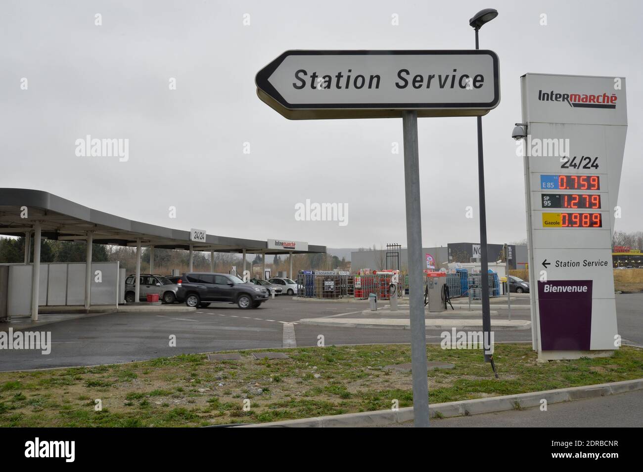 Page 2 Petrol Prices France High Resolution Stock Photography And Images Alamy Page 2 Petrol Prices France High Resolution Stock Photography And Images Alamy