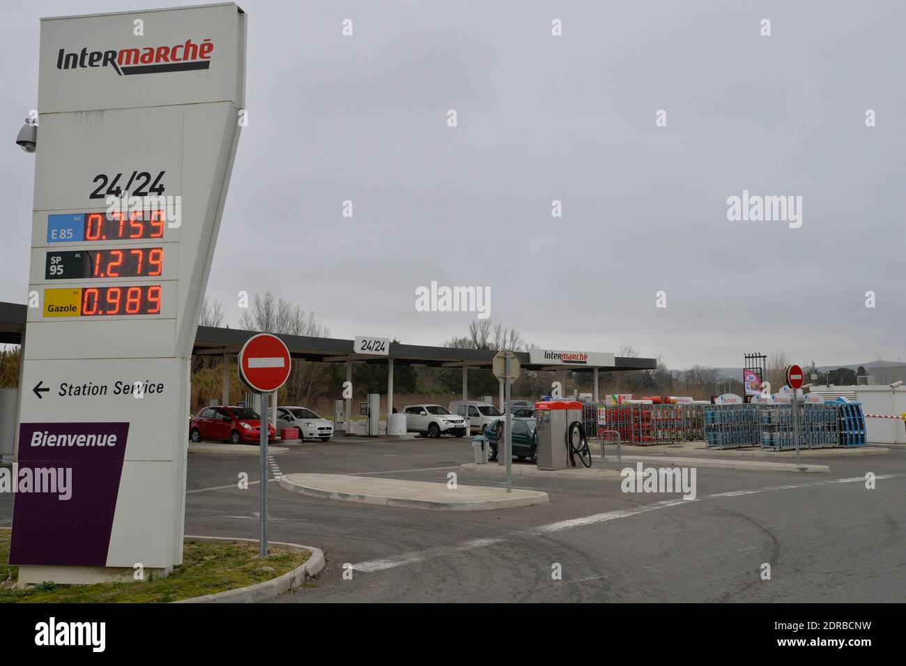 Page 2 Petrol Prices France High Resolution Stock Photography And Images Alamy Page 2 Petrol Prices France High Resolution Stock Photography And Images Alamy