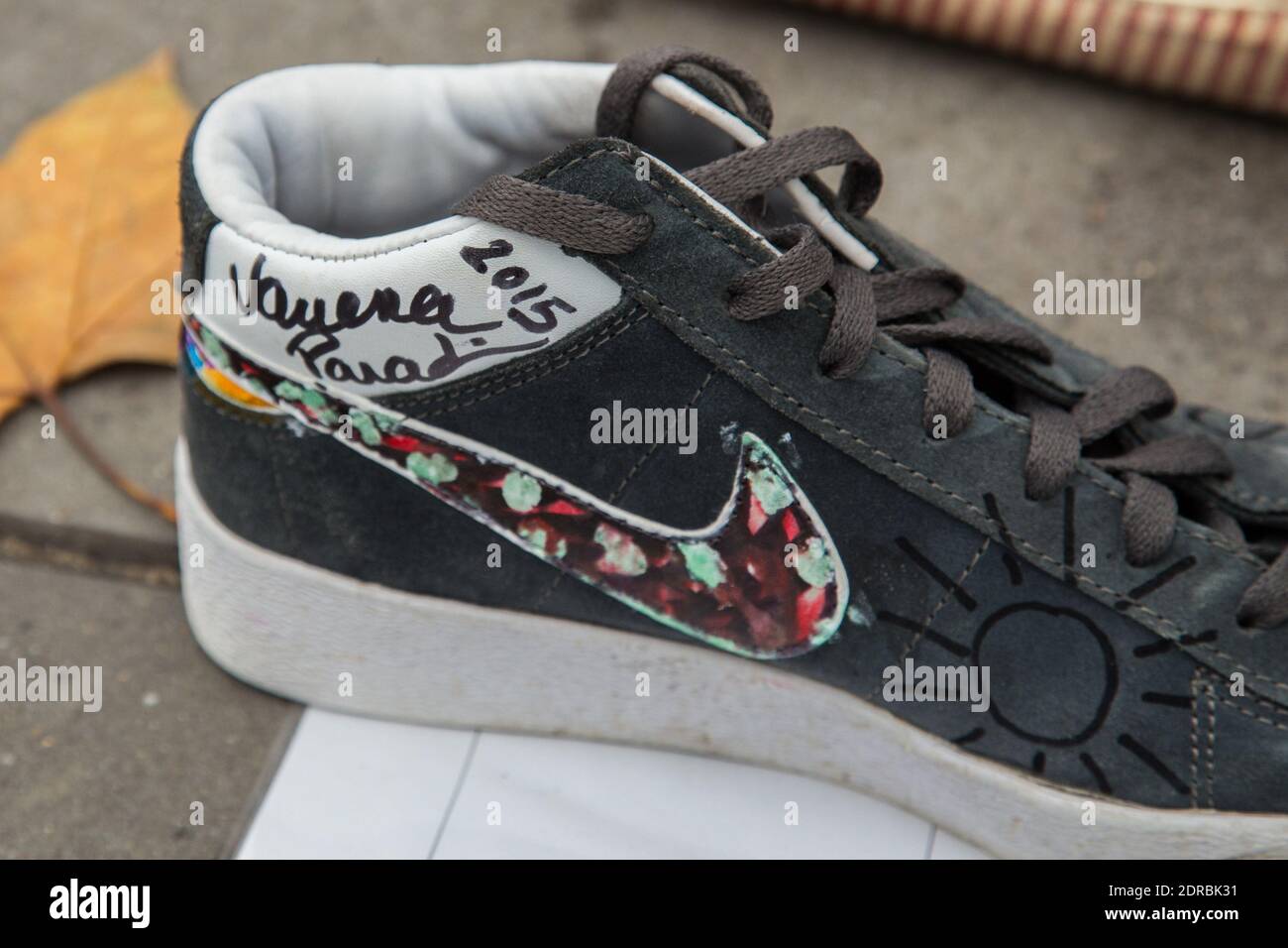 Les Chaussures High Resolution Stock Photography and Images - Alamy