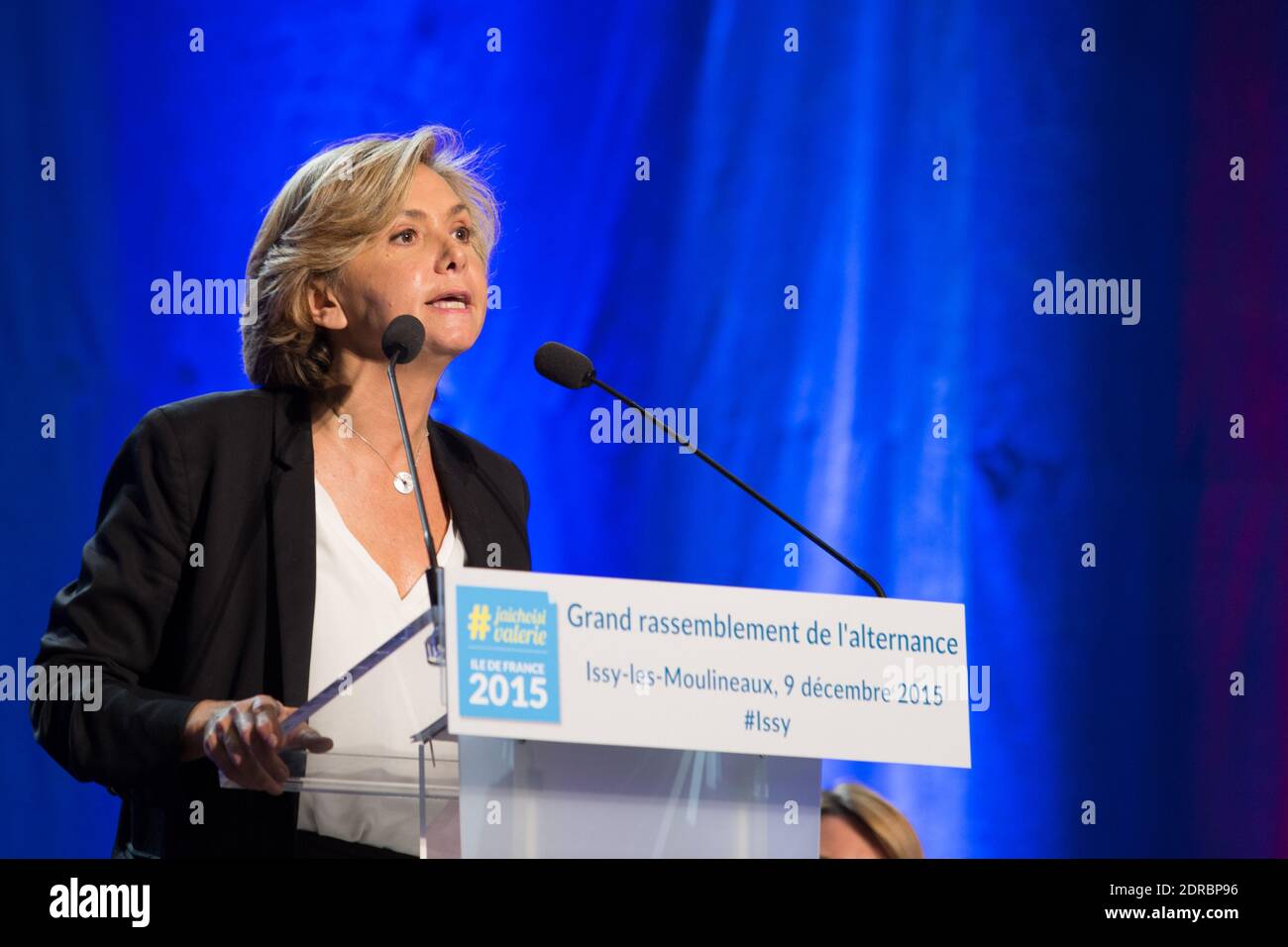VALERIE PECRESSE METTING DE VALERIE PECRESSE CANDIDATE LES REPUBLICAINSUDIMODEM A LA
