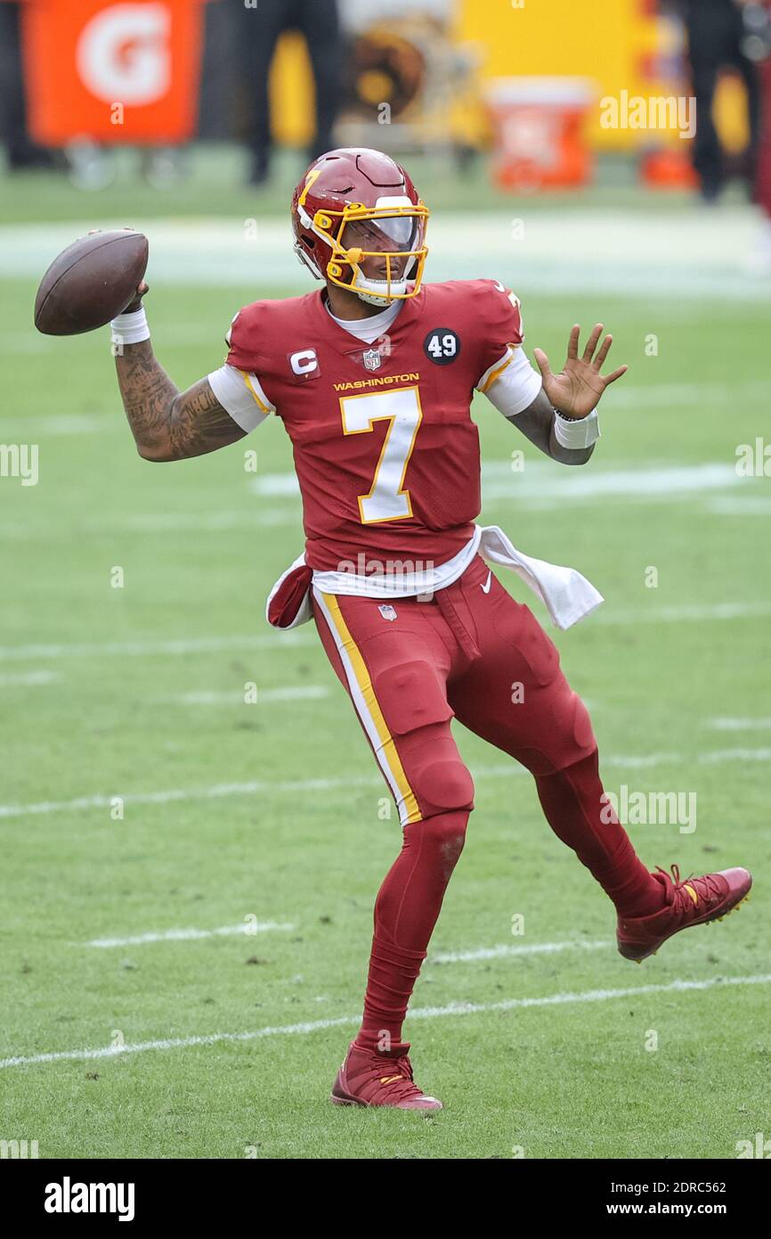 Landover, Maryland, USA. 20th Dec, 2020. Washington Football Team  quarterback Dwayne Haskins (7) readies to throw during the NFL Game between  the NFL regular season game between the Seattle Seahawks and the