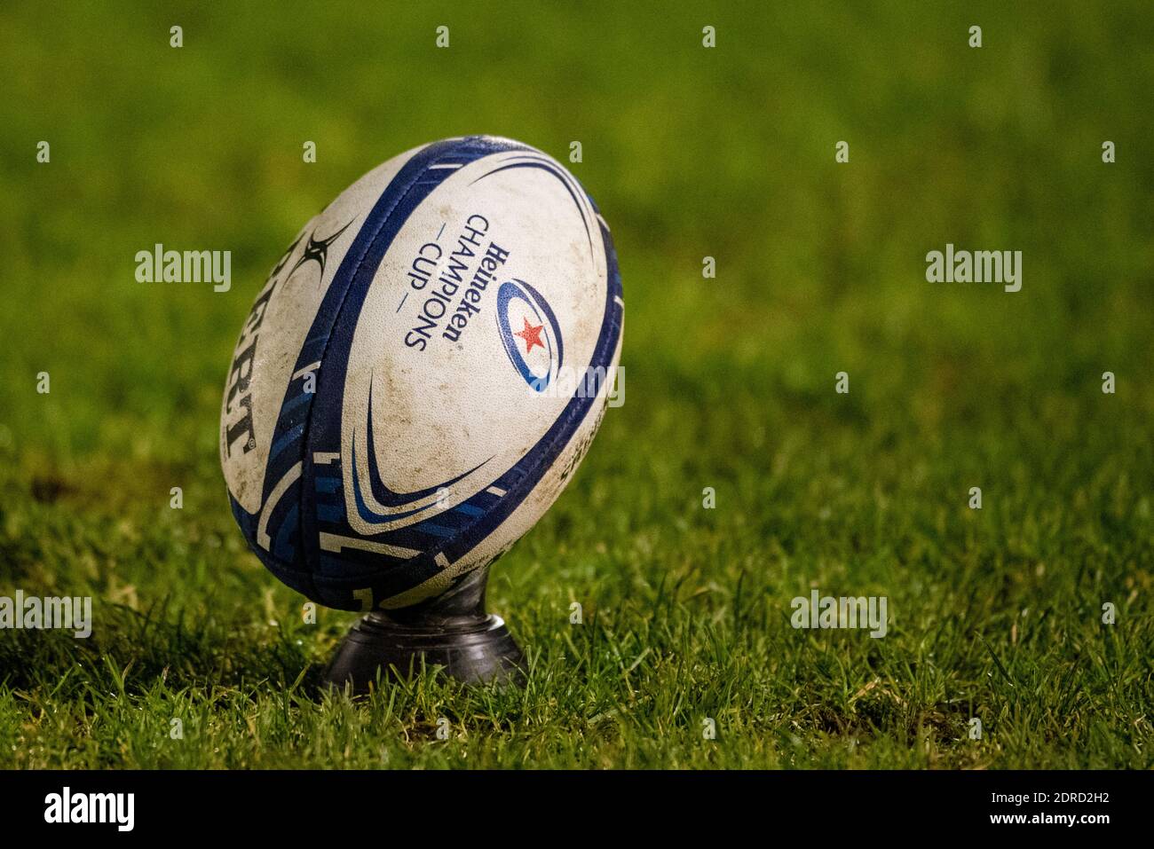 The heineken cup official rugby ball hi-res stock photography and images -  Alamy