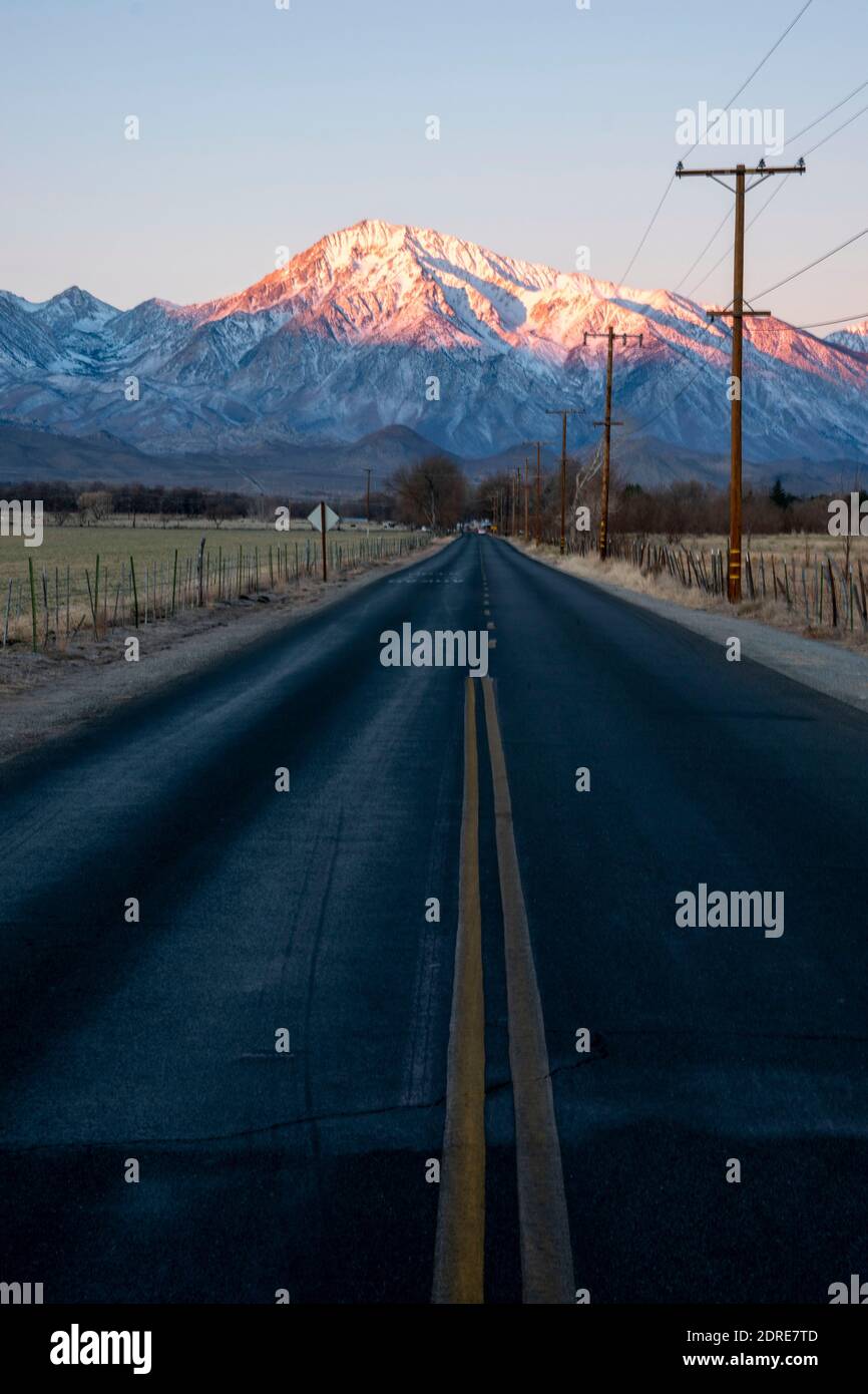 Mt. Tom is a prominent peak from the town of Inyo County, CA