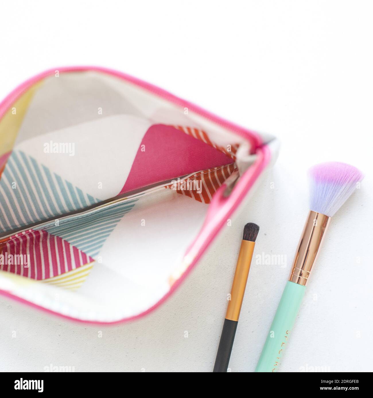 empty makeup case Stock Photo Alamy