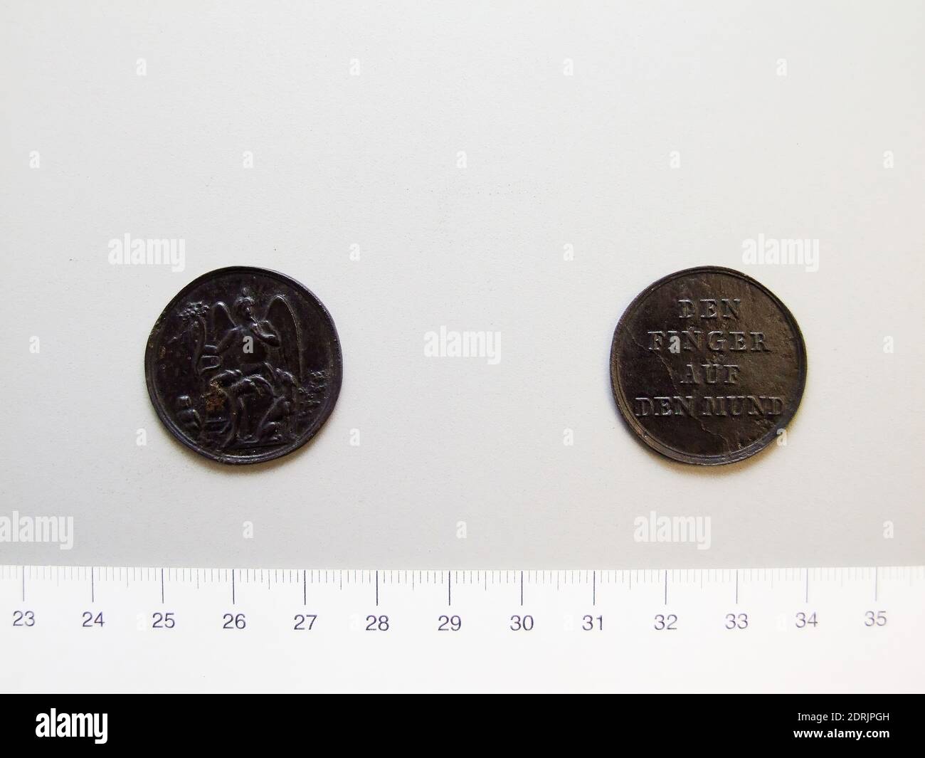 Copper Medal of Den Finger auf Den Mund, Copper, 4.45 g, 12:00, 27.5 mm, Made in Germany, German, 18th–20th century, Numismatics Stock Photo