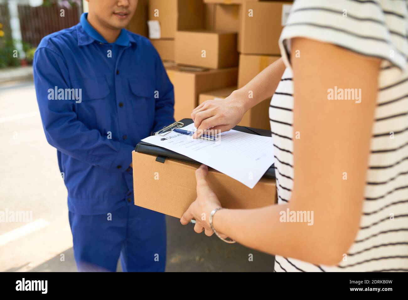 customer-accepting-delivery-stock-photo-alamy