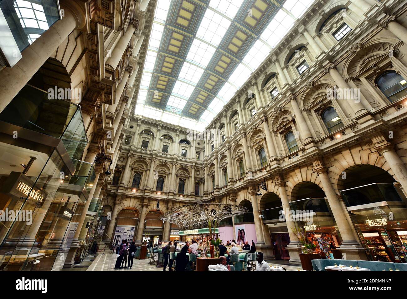 London, UK. 06th Sep, 2019. The courtyard of the former Royal Exange, rebuilt 20 years ago, is a stylish shopping centre housing luxury shops, cafes and restaurants. Credit: Waltraud Grubitzsch/dpa-Zentralbild/ZB/dpa/Alamy Live News Stock Photo