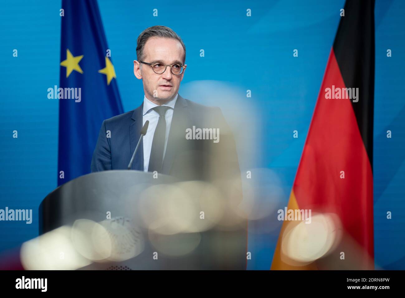 Berlin, Germany. 21st Dec, 2020. Heiko Maas (SPD), Foreign Minister, gives a press conference on the informal virtual meeting of the foreign ministers of the member states of the Vienna nuclear agreement - JCPoA. Credit: Kay Nietfeld/dpa/Alamy Live News Stock Photo
