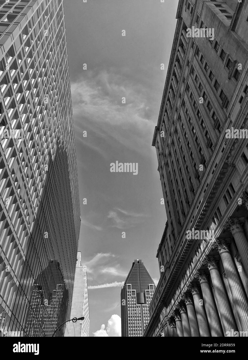 Montreal tall buildings Black and White Stock Photos & Images - Alamy