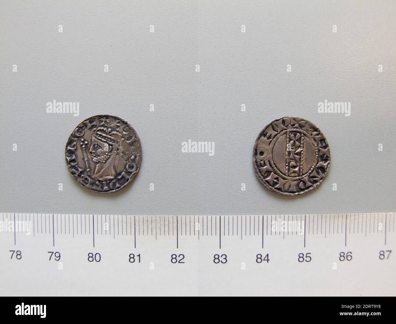 Ruler: Harold IIMint: Wilton, Magistrate: Centwine, 1 Penny of Harold II from Wilton, Silver, 1.29 g, 12:00, 18.5 mm, Made in Wilton, England, Anglo-Saxon, 11th century, Numismatics Stock Photo