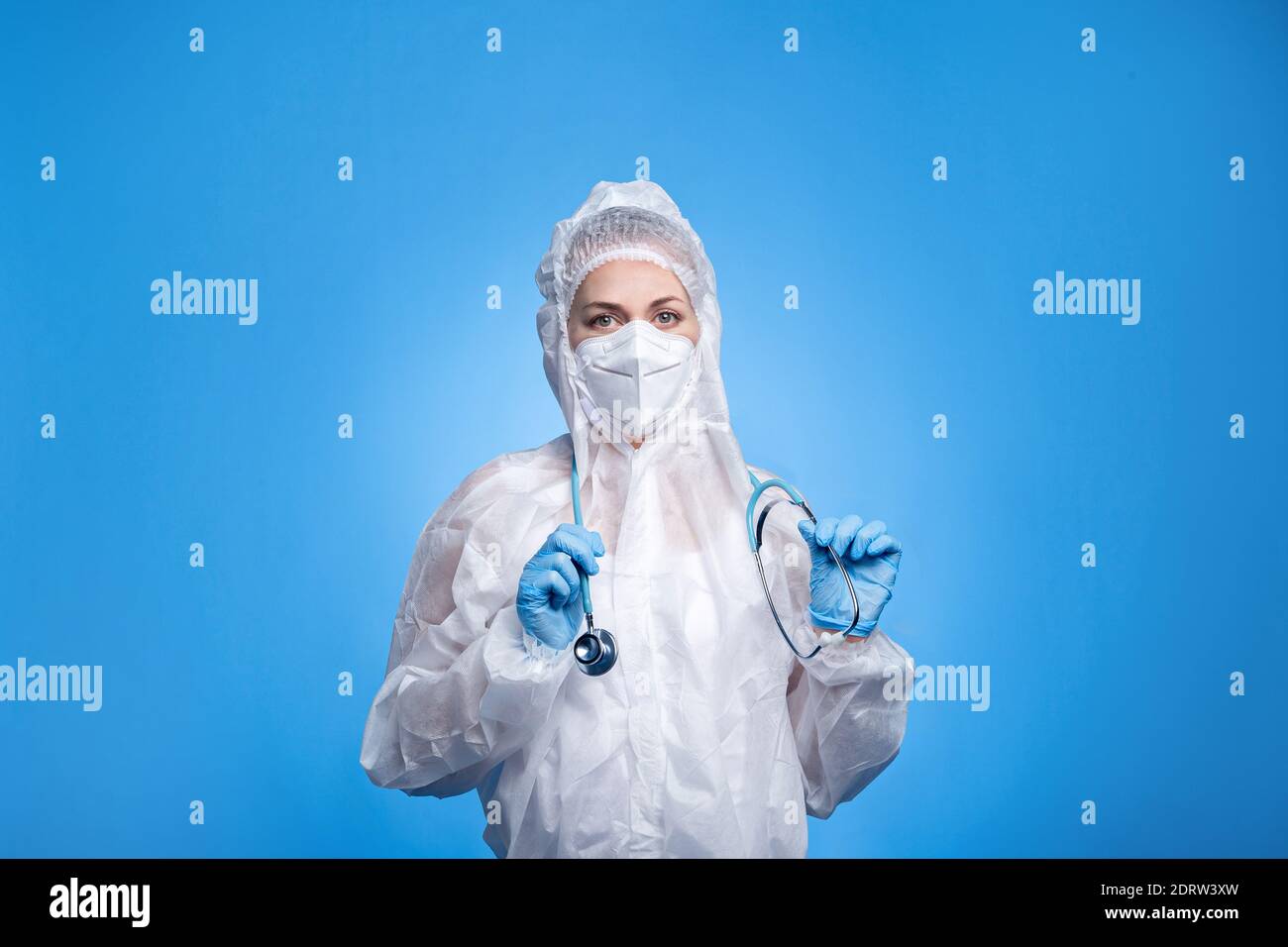 Female medic in work uniform hi-res stock photography and images - Alamy