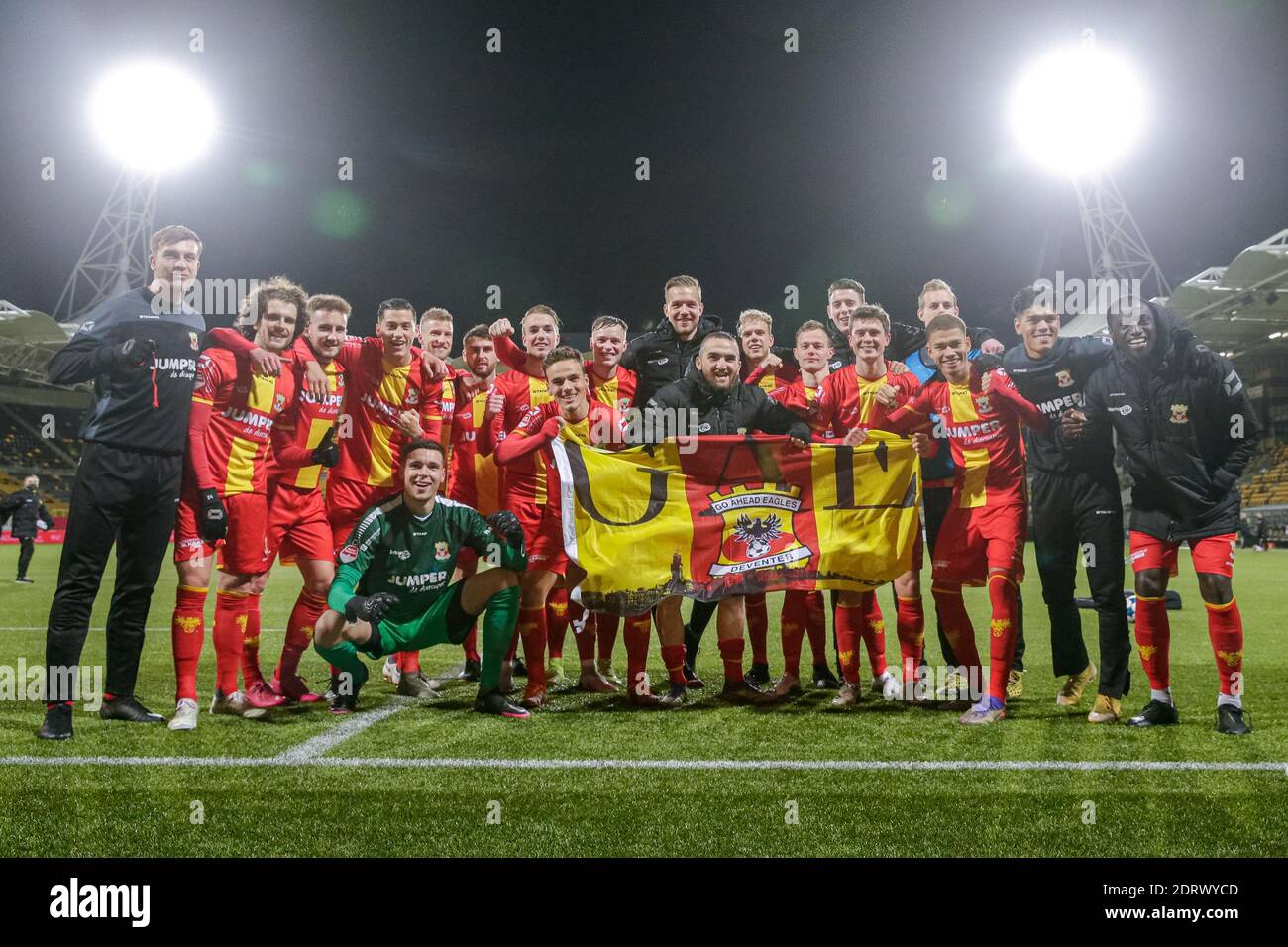KERKRADE, NETHERLANDS DECEMBER 20 (LR) Go Ahead Eagles Teamfoto